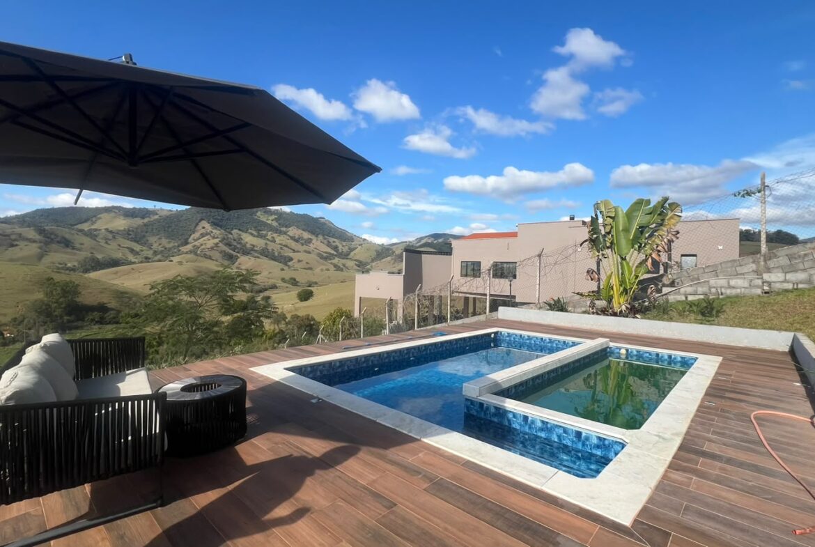 Imagem 09 da casa à venda em Córrego do Bom Jesus/MG — cód. 2524