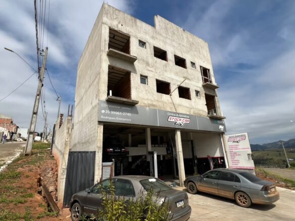 Imagem 01 do apartamento à venda em Cambuí/MG — cód. 2525