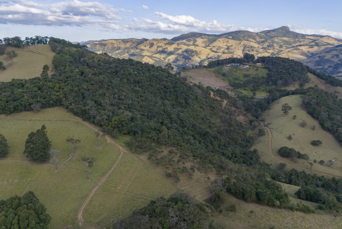 Imagem 03 do terreno à venda em Córrego do Bom Jesus/MG — cód. 2526