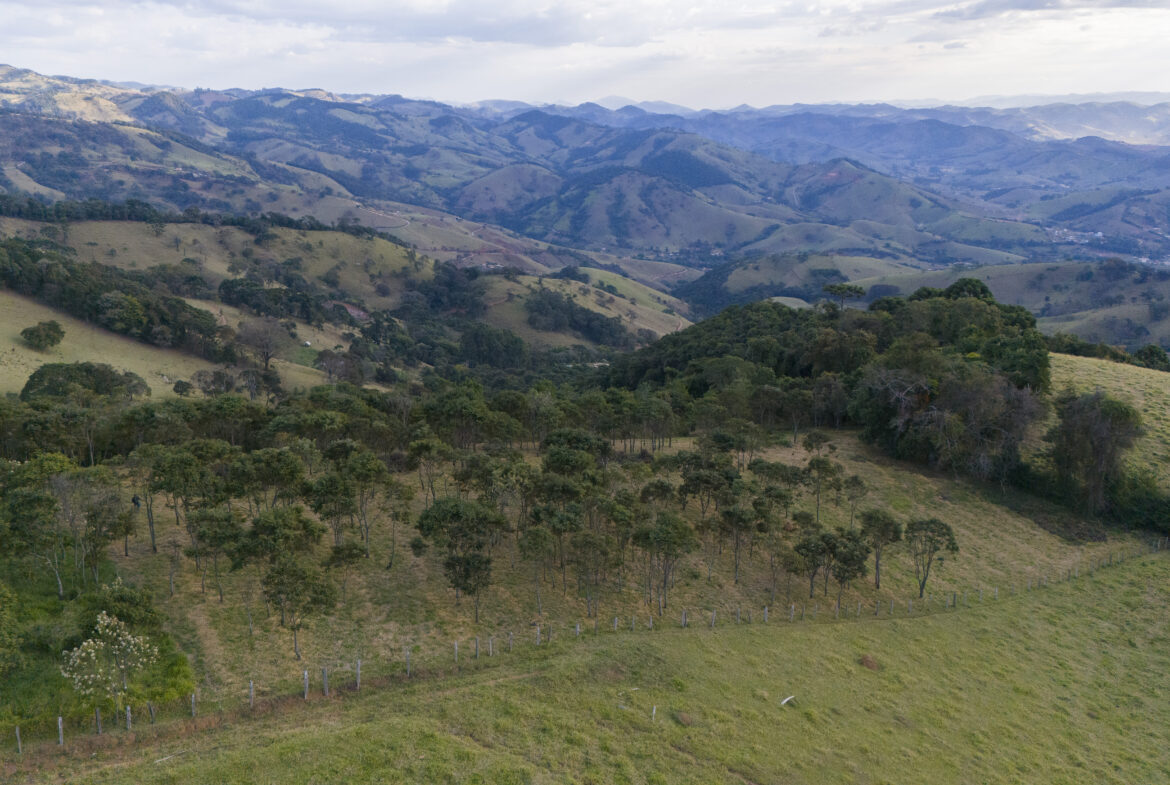 Imagem 06 do terreno à venda em Córrego do Bom Jesus/MG — cód. 2526