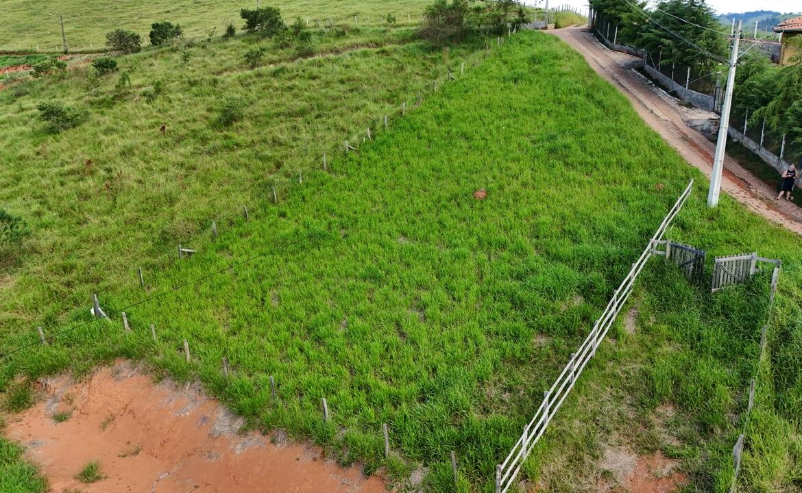 Imagem 03 do terreno em Córrego do Bom Jesus/MG — cód. 2530