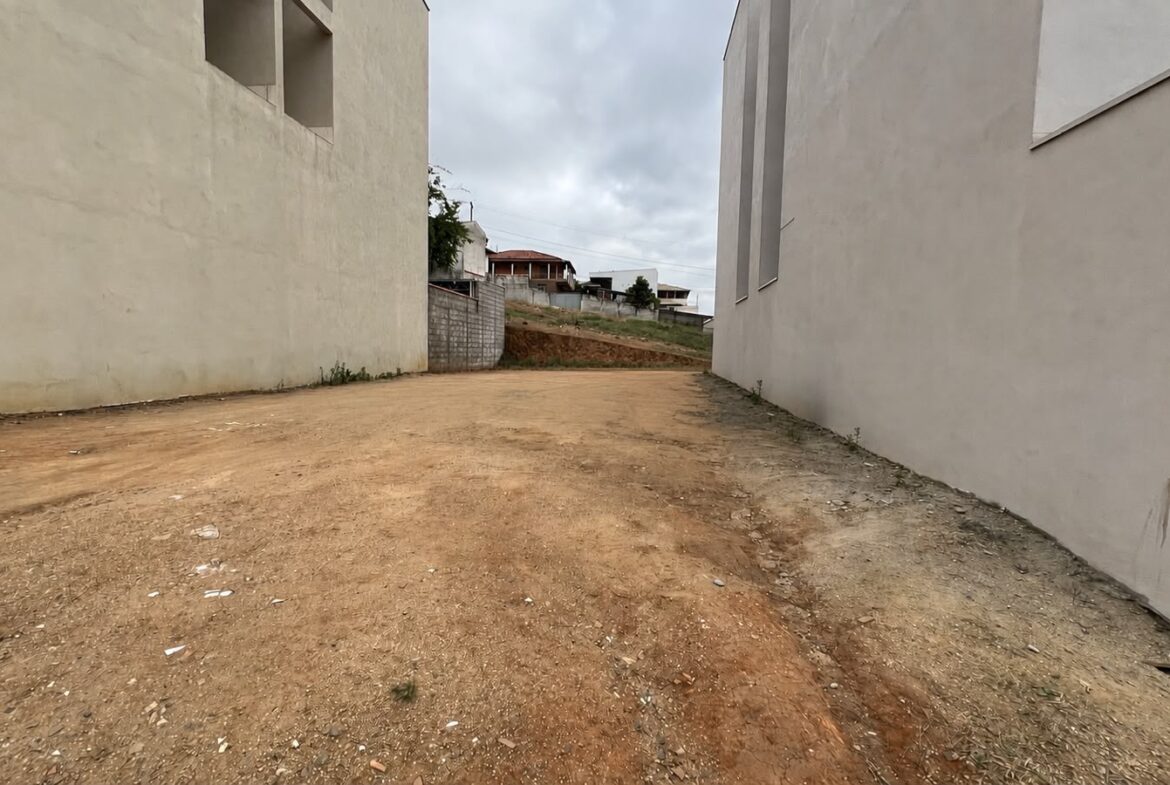 Imagem 02 do lote à venda em Cambuí/MG — cód. 2531