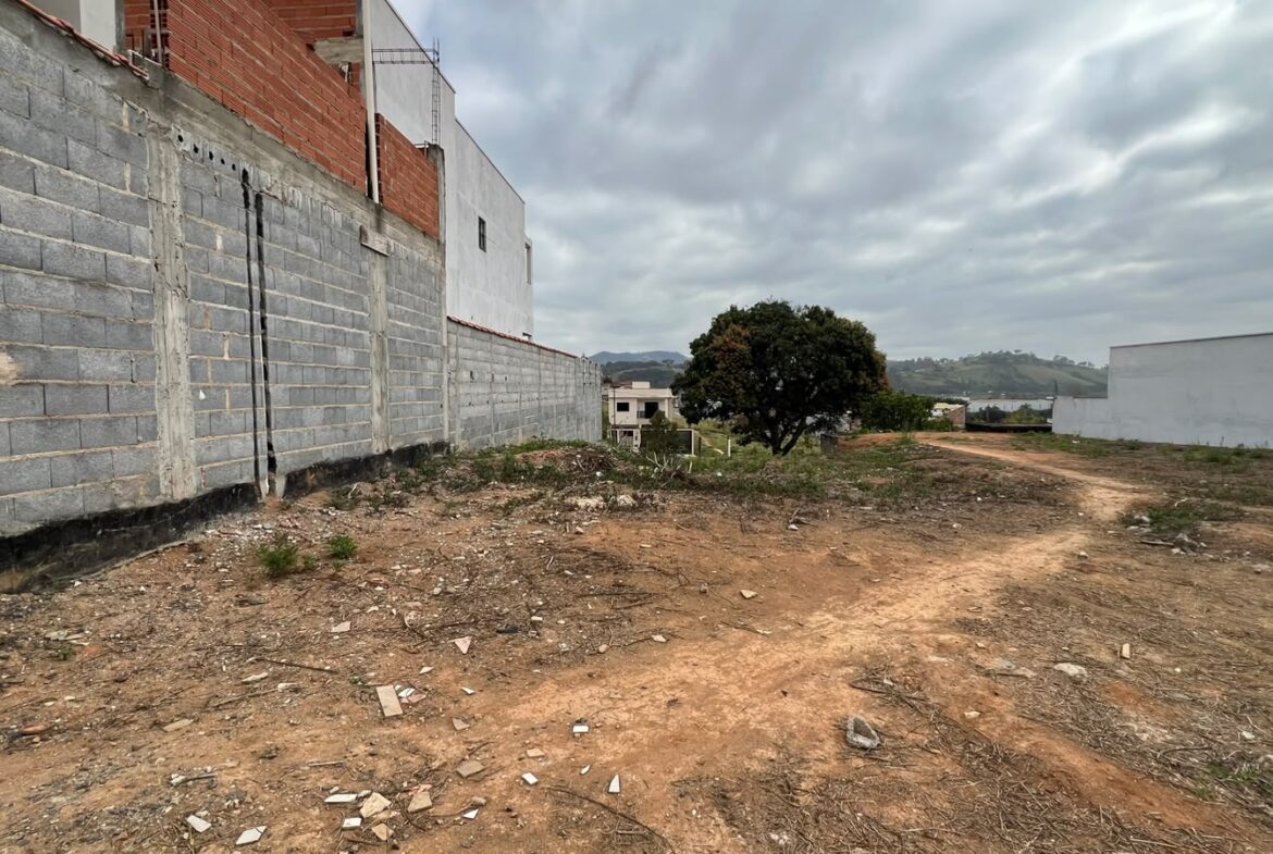 Imagem 01 do lote à venda em Cambuí/MG — cód. 2532