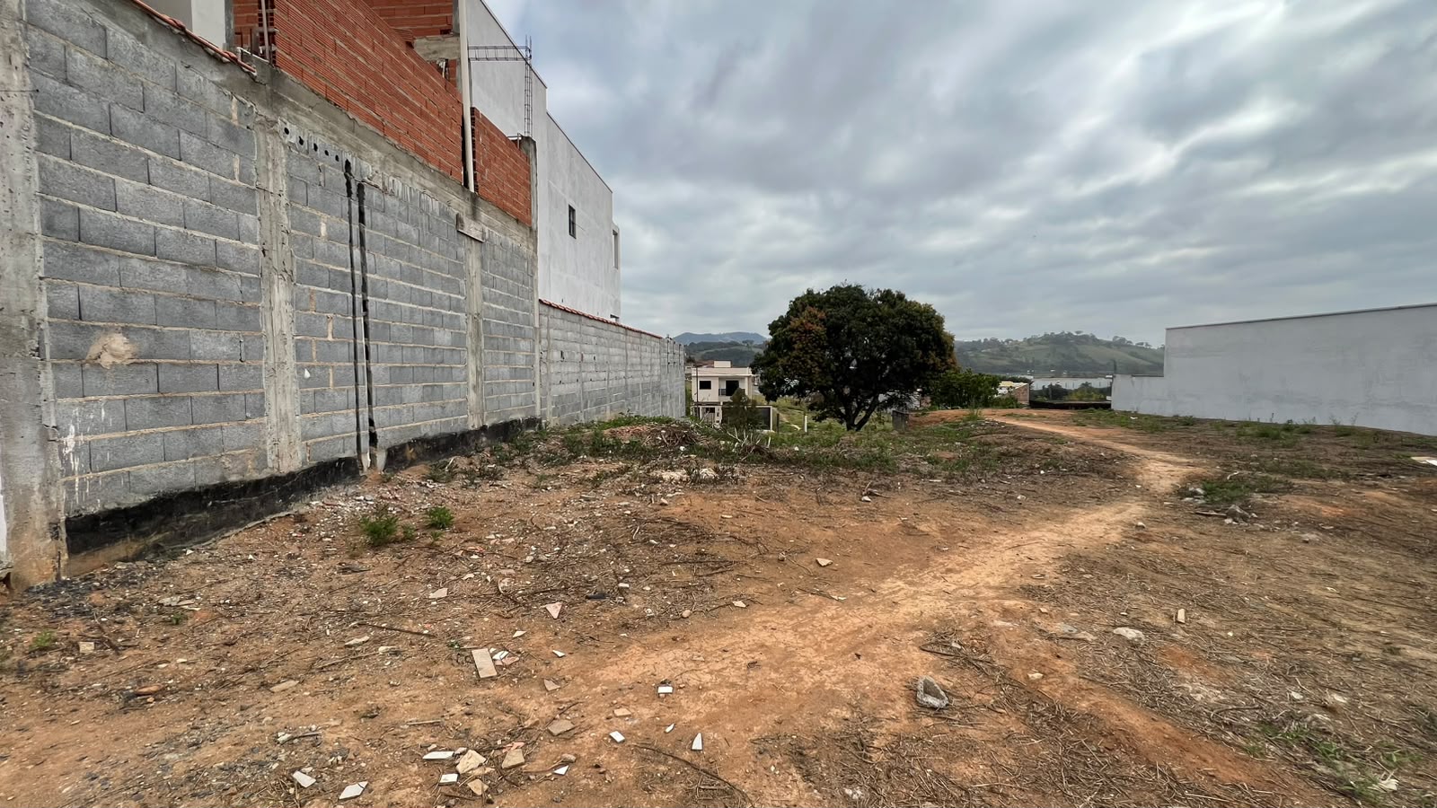 Imagem 01 do lote à venda em Cambuí/MG — cód. 2532