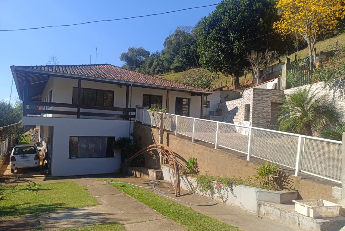 Imagem 01 do sítio à venda em Cambuí/MG — cód. 2537