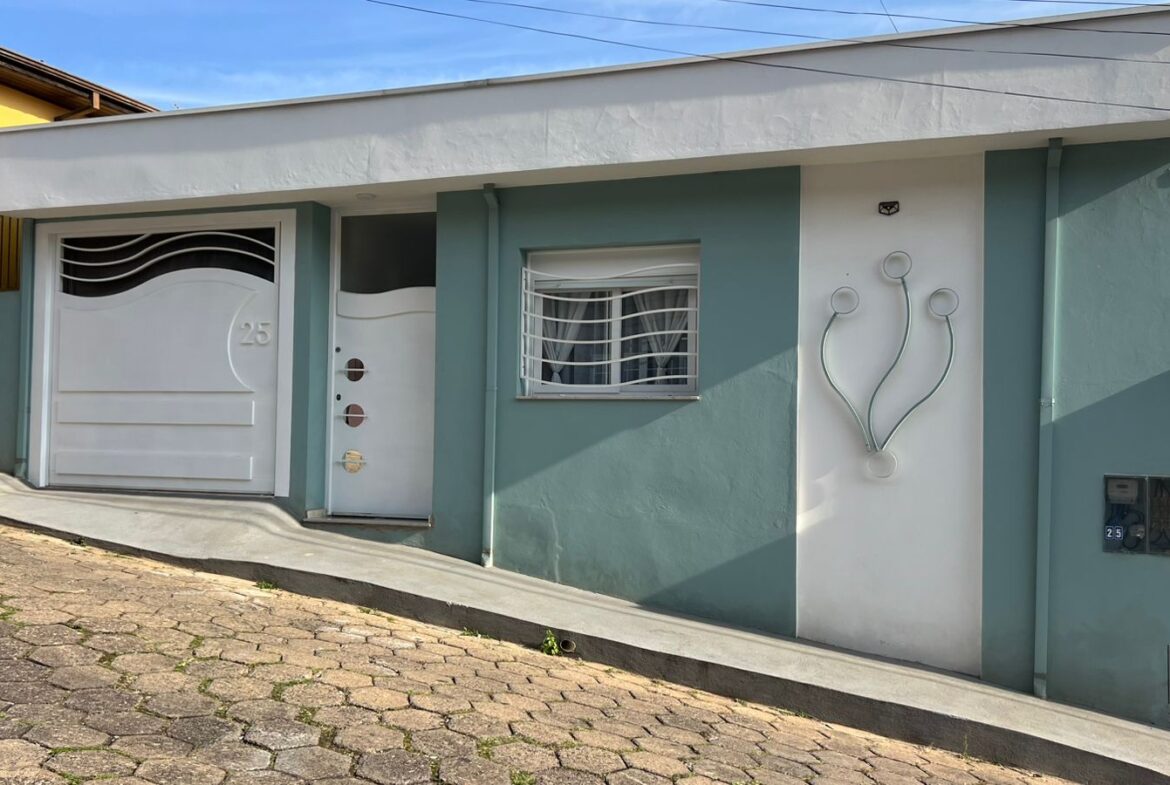 Imagem 02 da casa à venda em Cambuí/MG — cód. 2541