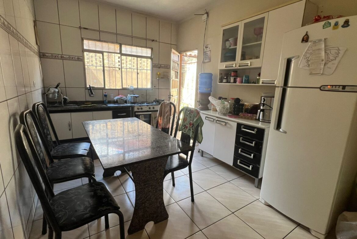Casa com 3 Quartos e fácil acesso ao Centro à venda em Cambui MG