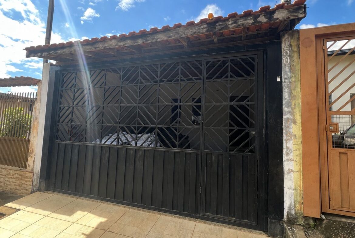Casa com 3 Quartos e fácil acesso ao Centro à venda em Cambui MG