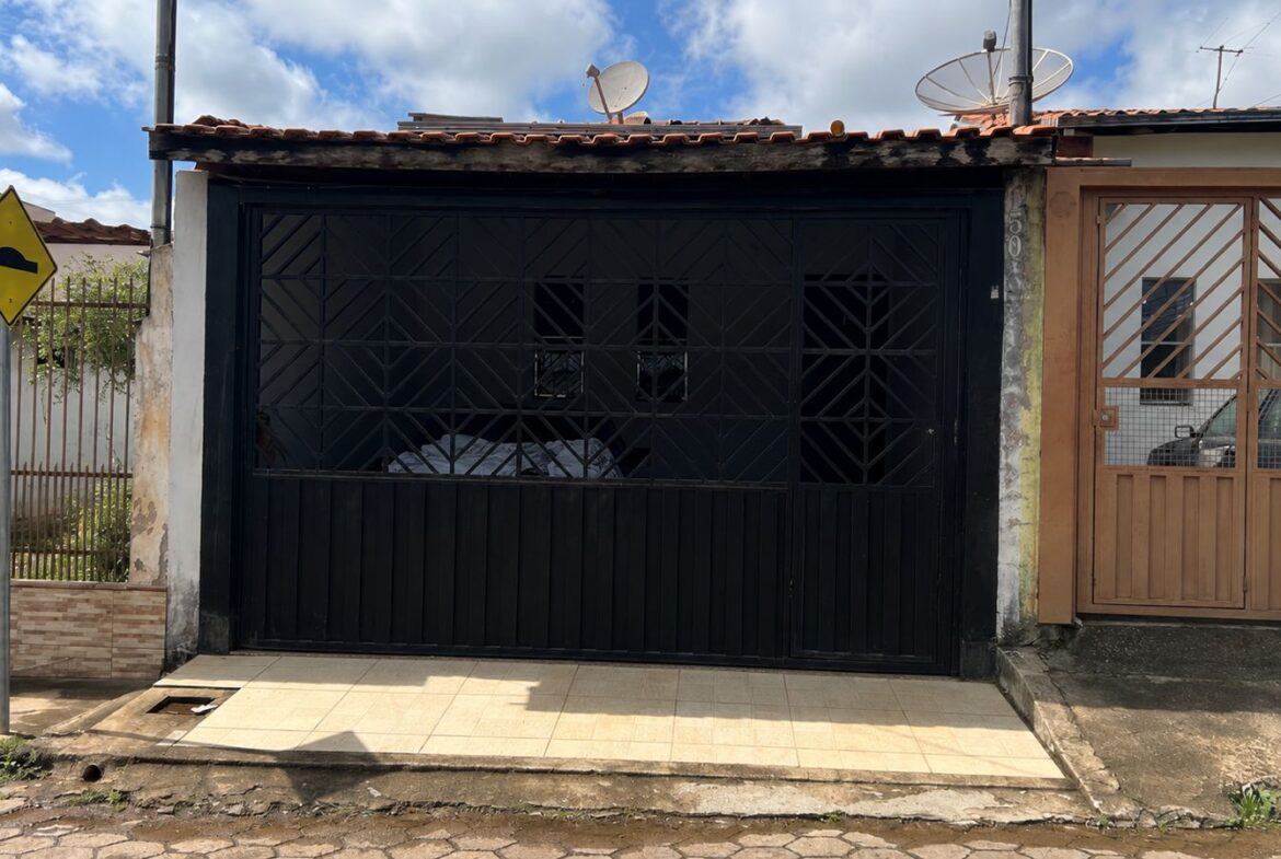 Casa com 3 Quartos e fácil acesso ao Centro à venda em Cambui MG