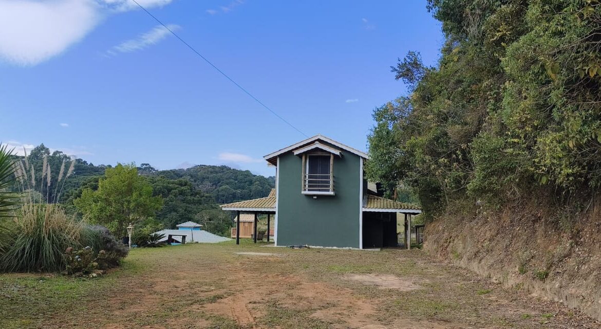 Chácara Porteira Fechada à Venda em Camanducaia MG