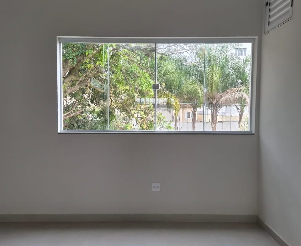 PONTO COMERCIAL NO CENTRO – 1.000 m² | AVENIDA PRINCIPAL
