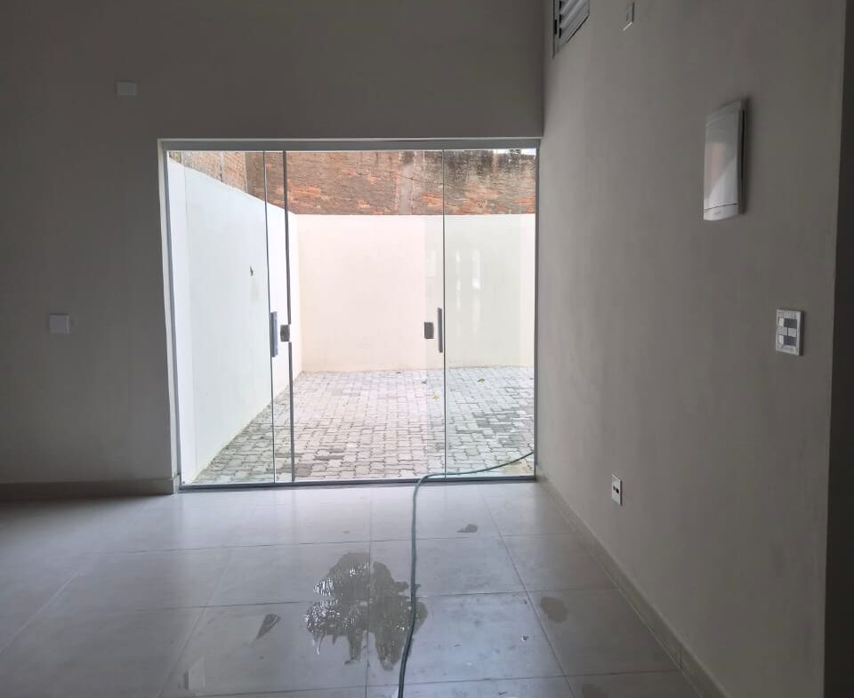 PONTO COMERCIAL NO CENTRO – 1.000 m² | AVENIDA PRINCIPAL
