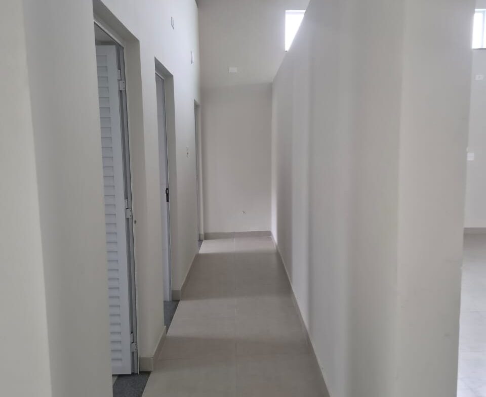 PONTO COMERCIAL NO CENTRO – 1.000 m² | AVENIDA PRINCIPAL