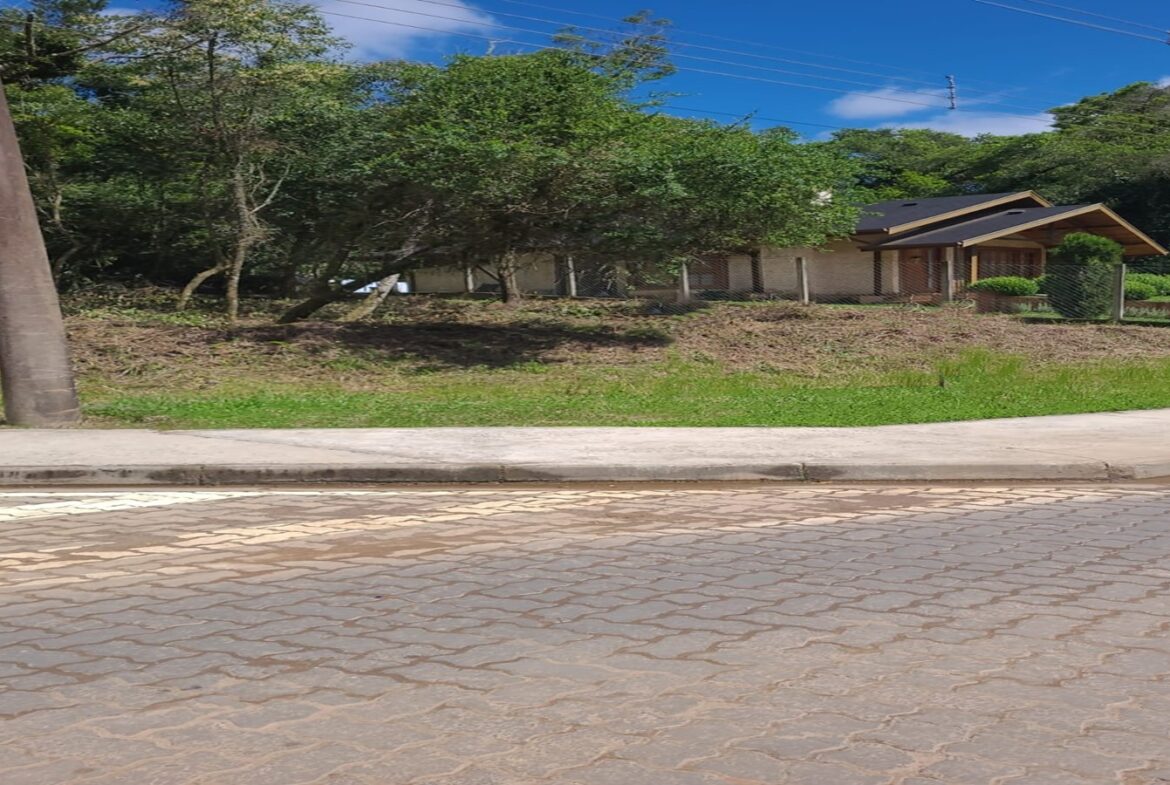 Terreno À Venda em Monte Verde – Excelente localização!