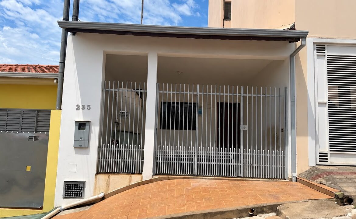 Imagem 01 da casa à venda em Cambuí/MG — cód. 2551