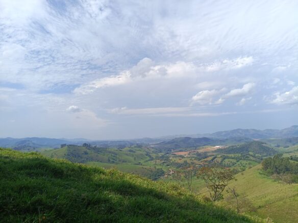 Imagem 01 do terreno à venda em Cambuí/MG — cód. 2552