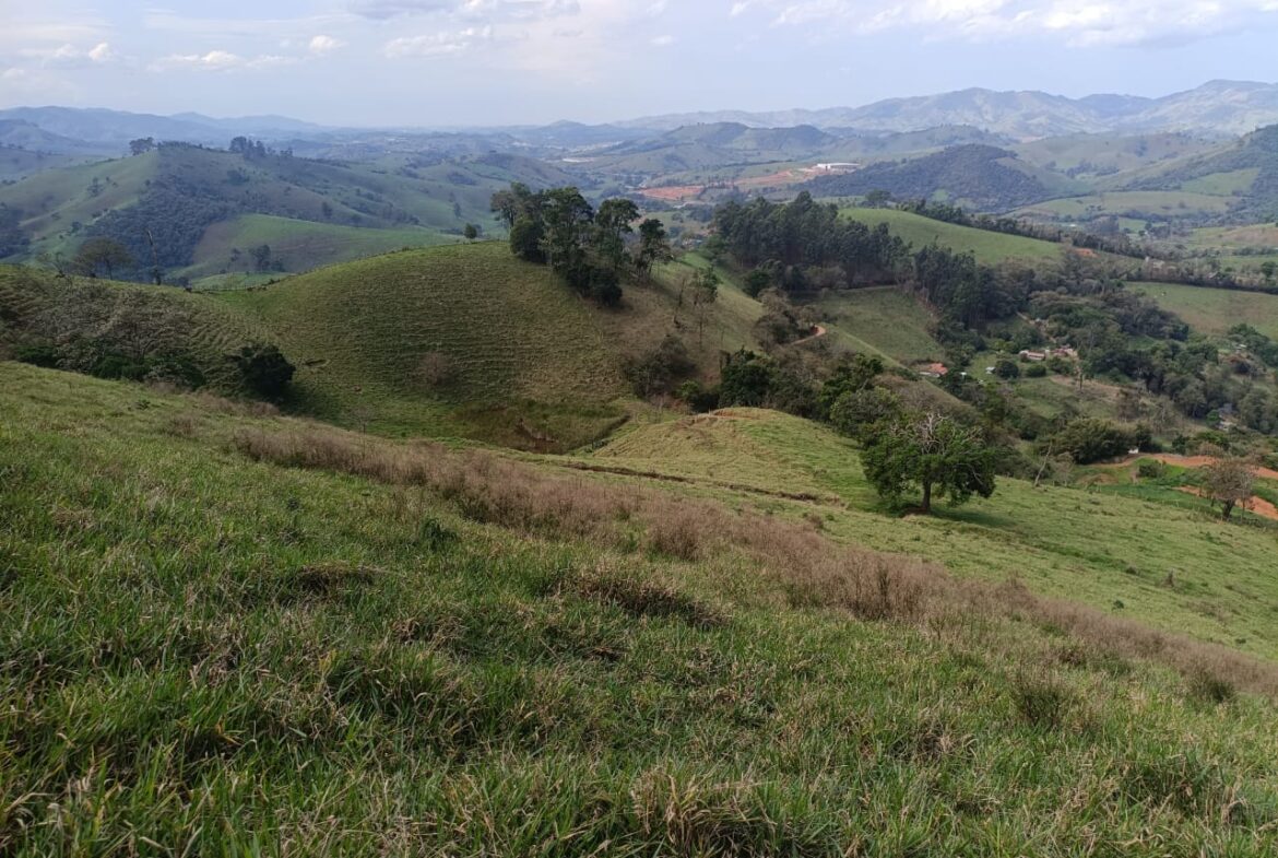 Imagem 04 do terreno à venda em Cambuí/MG — cód. 2552