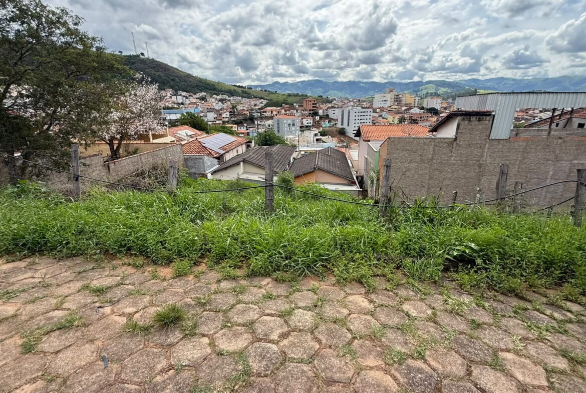 Imagem 05 do lote à venda em Cambuí/MG — cód. 2557