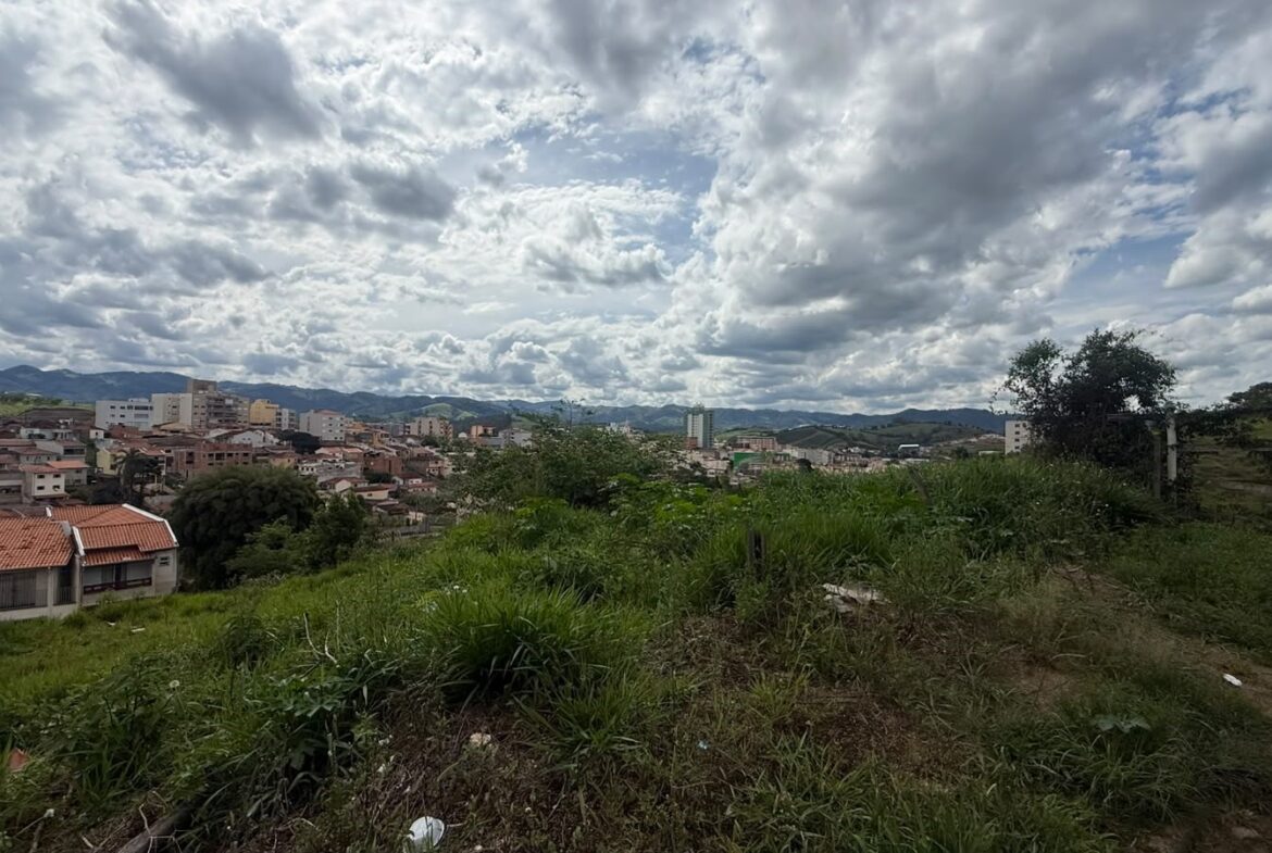 Imagem 02 do lote à venda em Cambuí/MG — cód. 2559
