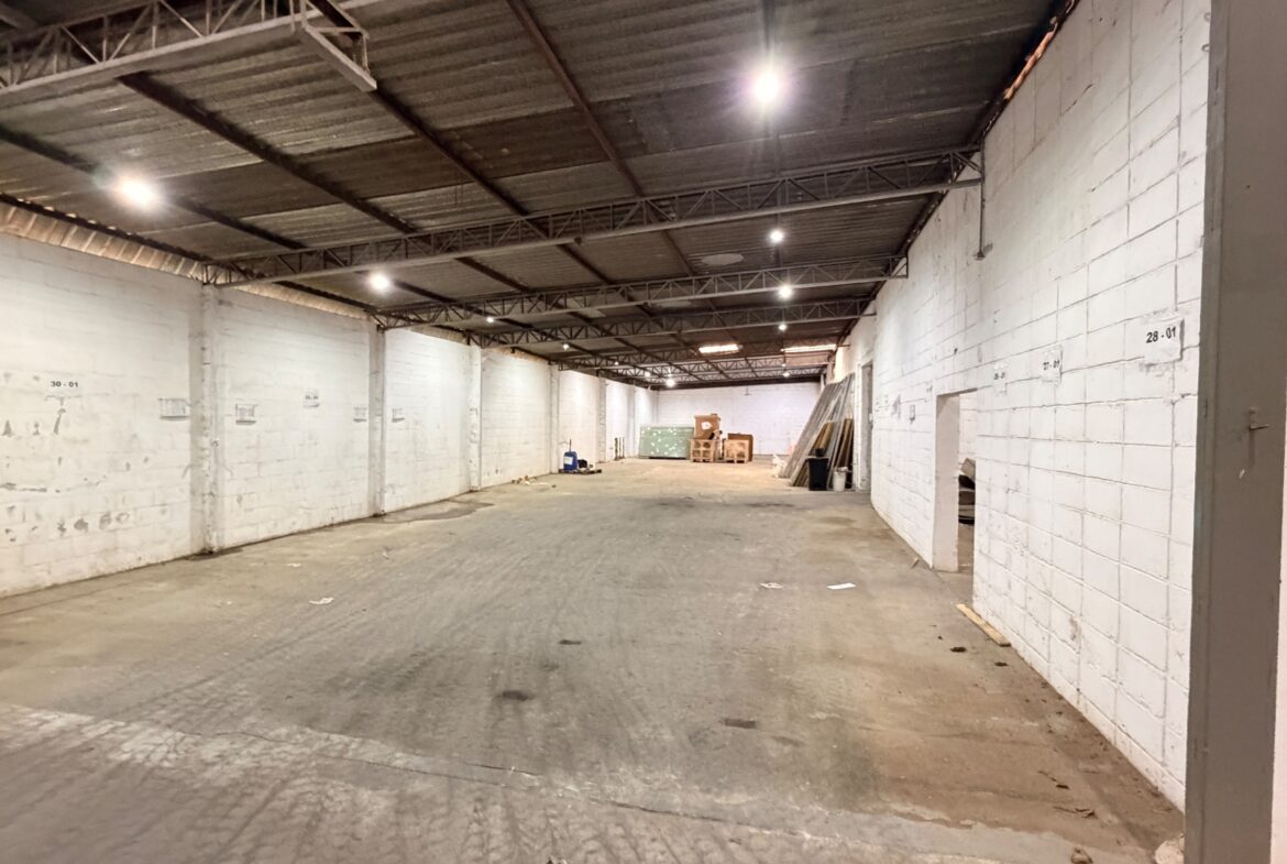 Galpão de 1200 m² para Loção em Cambuí MG